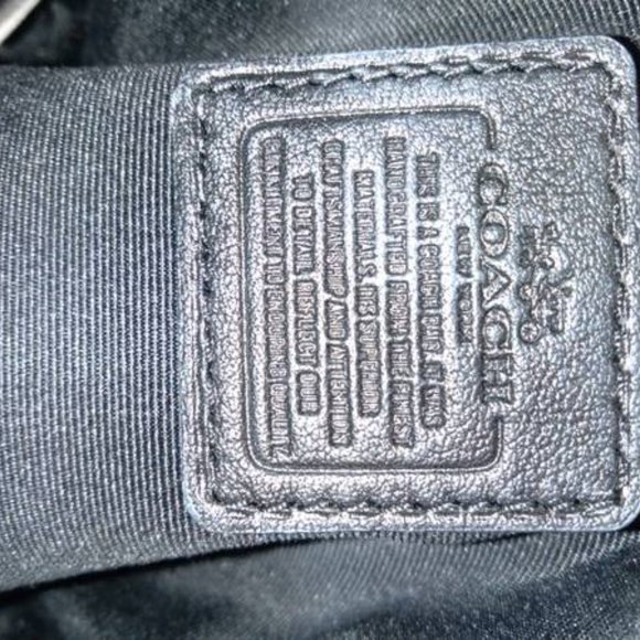 Small Black Coach Wristlet - Picture 6 of 6